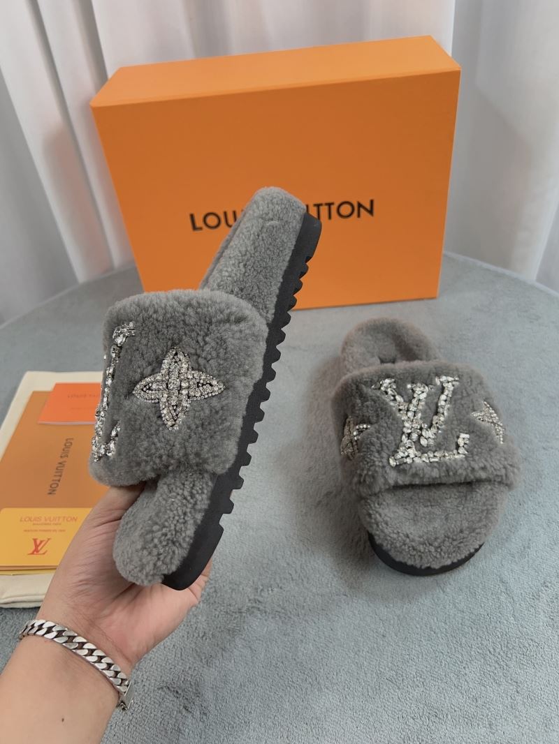 Louis Vuitton Slippers